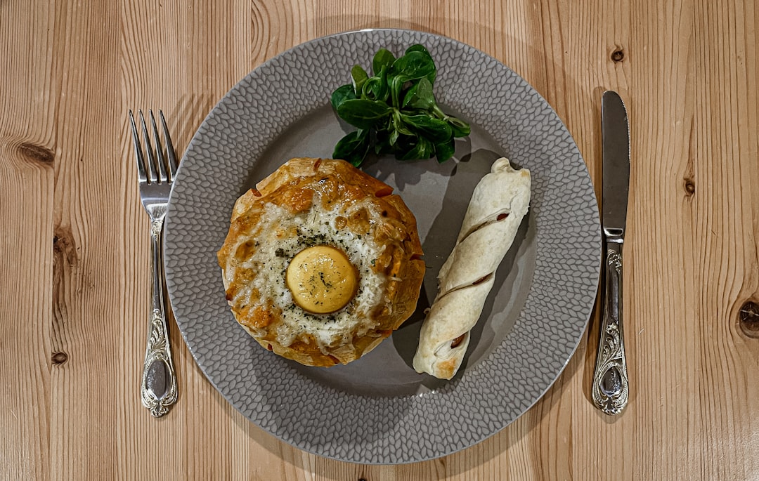 Asparagus Au Gratin. Photo from Unsplash
